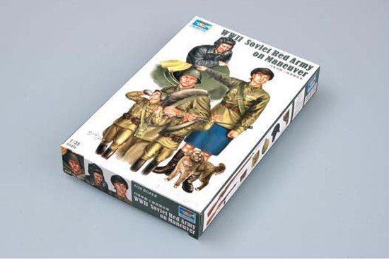 Trumpeter 00412 WW II Soviet Red Army marching (1:35)