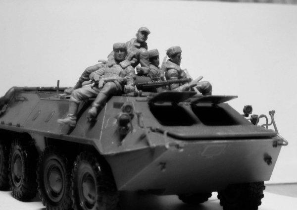 ICM 35637 Soviet Armored Carrier Riders (1979-1991) (1:35)