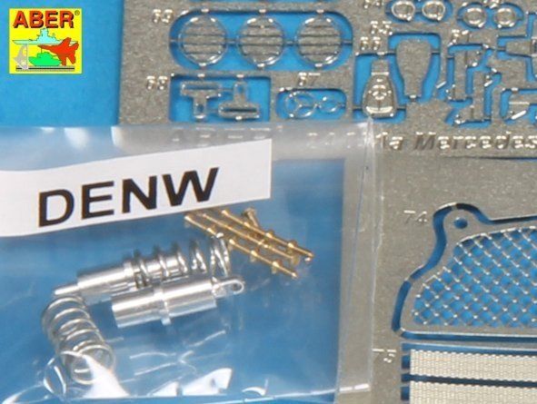 Aber 24031 Mercedes Benz McLaren SLR (1:24)