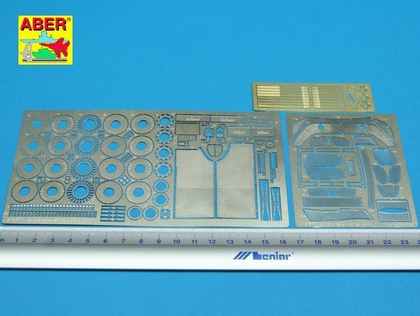 Aber 24020 Ferrari 430 Scuderia (1:24)