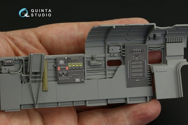 Quinta Studio QD32150 Avro Lancaster B. Mk.I/III 3D-Printed &amp; coloured Interior on decal paper (Border Model) 1/32