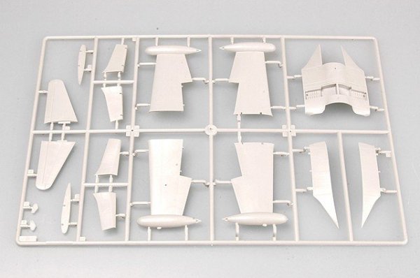 Trumpeter 02833 US.NAVY F9F-2P PANTHER (1:48)
