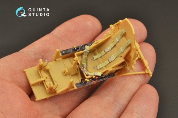 Quinta Studio QD32129 Hs 129B-2 3D-Printed &amp; coloured Interior on decal paper ( Zoukei-Mura ) 1/32