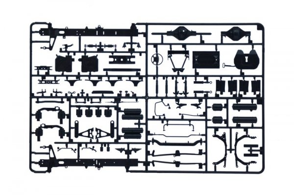 Italeri 3948 MERCEDES-BENZ MP4 BIG SPACE 1/24