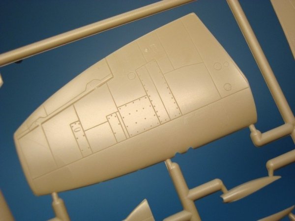 AZ Model AZ7390 Supermarine Spitfire Mk.IXc ,,MTO'' (1:72)