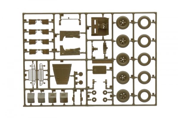 Italeri 0228 Dodge WC-56/57 Command Car 1/35