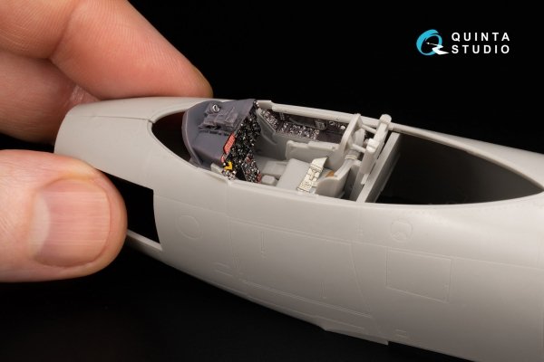 Quinta Studio QD+48531 F-86A Sabre 3D-Printed &amp; coloured Interior on decal paper (Clear Prop) (with 3D-printed resin parts) 1/48