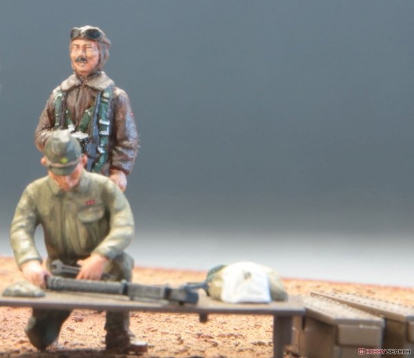 FineMolds 48995 Bf 109 E-7 &quot;Japanese Army&quot; w/Ground Crew &amp; Equipment 1/48
