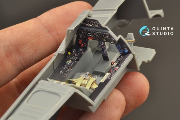 Quinta Studio QD32126 FW 190A-8 3D-Printed &amp; coloured Interior on decal paper (Hasegawa) 1/32