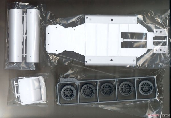 Meng Model RS-002 Ford GT40 Mk.II'66 1/12