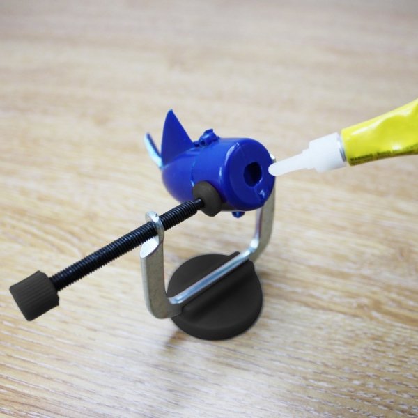 Modelcraft PCL1003 G-Clamps and Magnet x3