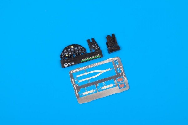 Eduard 634002 F4U-1A LooK TAMIYA 1/32