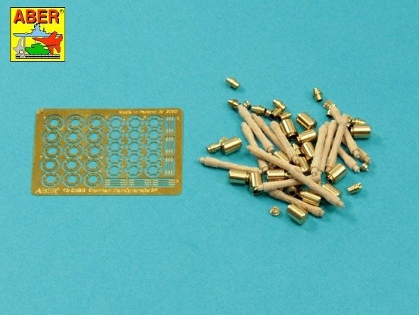 Aber 16058B Set of German hand grenades - metal and wooden parts x15 pcs 1/16