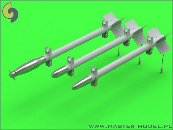 Master AM-24-013 Additional types of warheads for British RP-3 Rocket (60LB F, 25LB SAP, 25LB AP) (1:24)