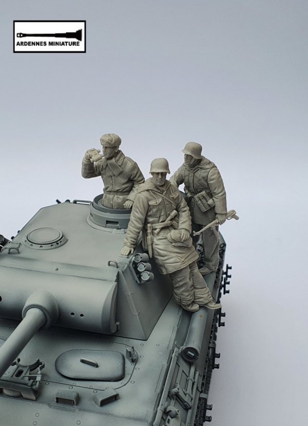 Ardennes Miniature 35015 WW2  GERMAN SOLDIER 1/35