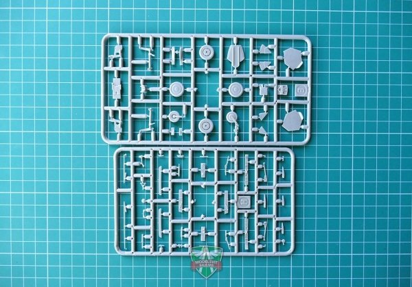 Modelsvit 72019 S-32MK Soviet bomber 1/72