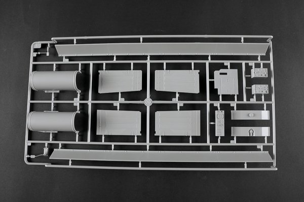 Trumpeter 00945 Pz.Kpfw.VI Ausf.E Sd.Kfz. 181 Tiger I Late Production 1/16
