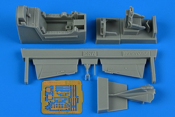 Aires 7381 F-102A Delta Dagger cockpit set 1/72 Meng