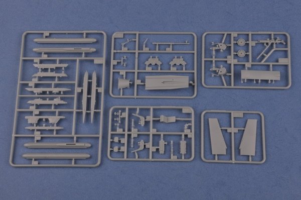 Hobby Boss 81711 Su-27 Flanker B 1/48