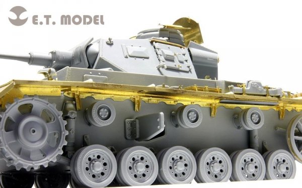 E.T. Model EA35-010 WWII German Pz.Kpfw.III Ausf.H-N Fender For DRAGON Kit 1/35