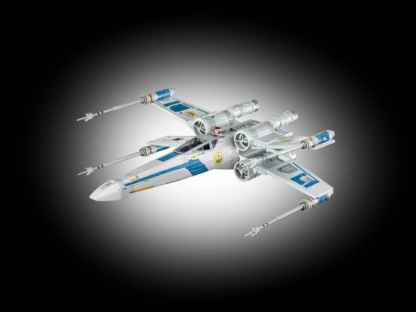 Revell 06791 Star Wars: The Mandalorian and Grogu New Republic X-Wing Fighter 1/57