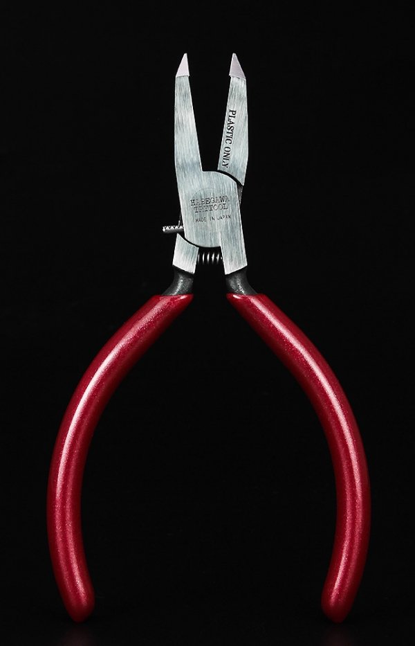Hasegawa TT120 Nippers For Plastic Models (Precision Flat Blade)