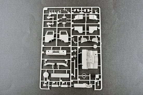 Trumpeter 01060 Russian 72V6E4 Combat Vehicle of 96K6 Pantsir -S1 ADMGS 1/35