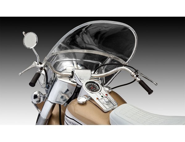 Revell 07937 U.S. Touring Bike Model Kit 1:8