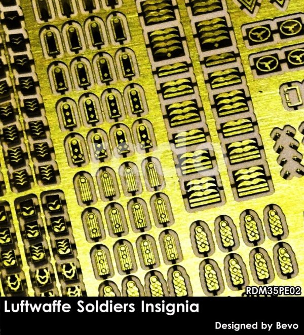 RADO Miniatures RDM35PE02 Luftwaffe Soldiers Insignia 1/35