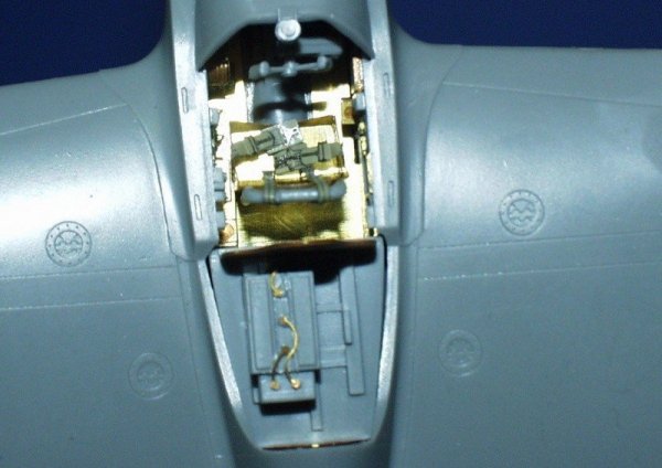 Eduard FE208 P-38J 1:48 Hasegawa