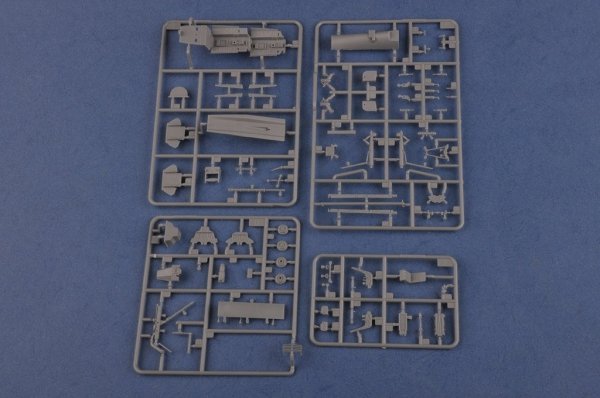 Hobby Boss 81714 Su-30MKK Flanker G 1/48