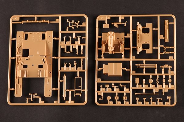 Hobby Boss 84835 German Pz.Sfl.Iva Dicker Max 1/48