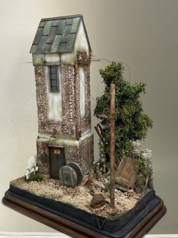 RT-Diorama 35026 Transformer House 1/35
