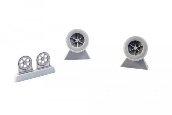 CMK Q48327 AF-2/3 Guardian Mainwheels for Special Hobby kit 1/48