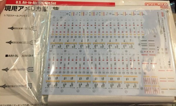 Fine Molds FP31 U.S. Air-to-Air Missile Set 1/72