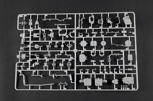Trumpeter 00945 Pz.Kpfw.VI Ausf.E Sd.Kfz. 181 Tiger I Late Production 1/16