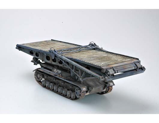 Trumpeter 00390 German Bruckenleger IV b (1:35)