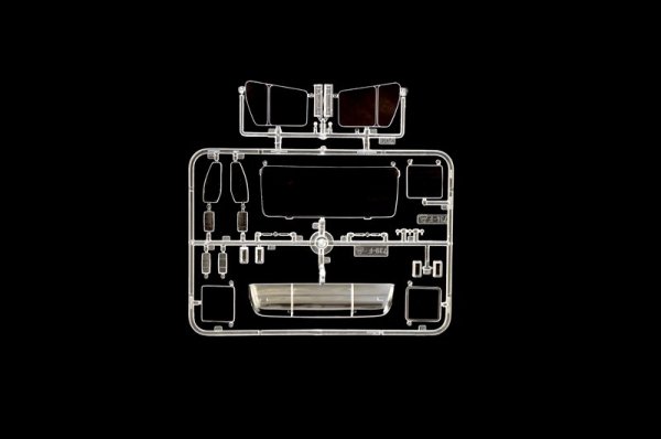  Italeri 3956 Mercedes Benz SK 1844 LS V8 1/24