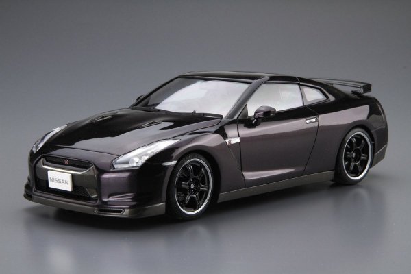 Aoshima 05317 NISSAN R35 GT-R Spec-V 09 (1:24)