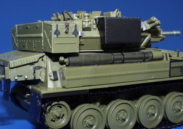 Eduard 35457 FV 101 CVR (T) Scorpion 1/35 AFV Club