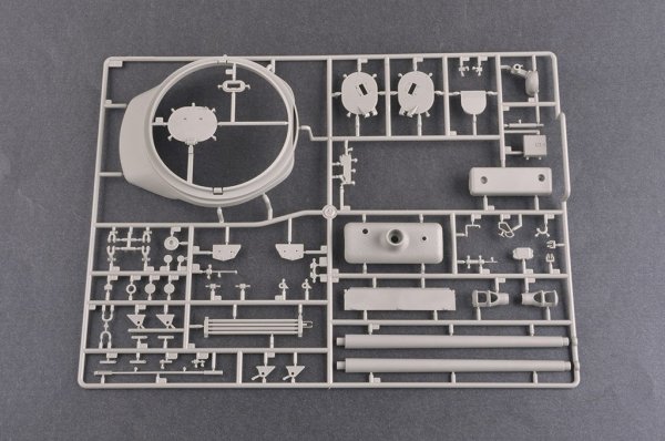 I Love Kit 61619 M4A3E8 Medium Tank - Early 1/16