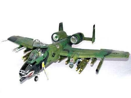 Trumpeter 02214 A-10A THUNDERBOLT II (1:32)