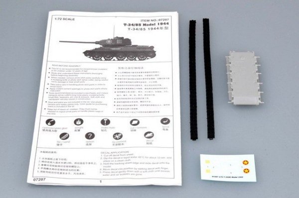 Trumpeter 07207 Soviet T-34/85 MOD.1944 (1:72)