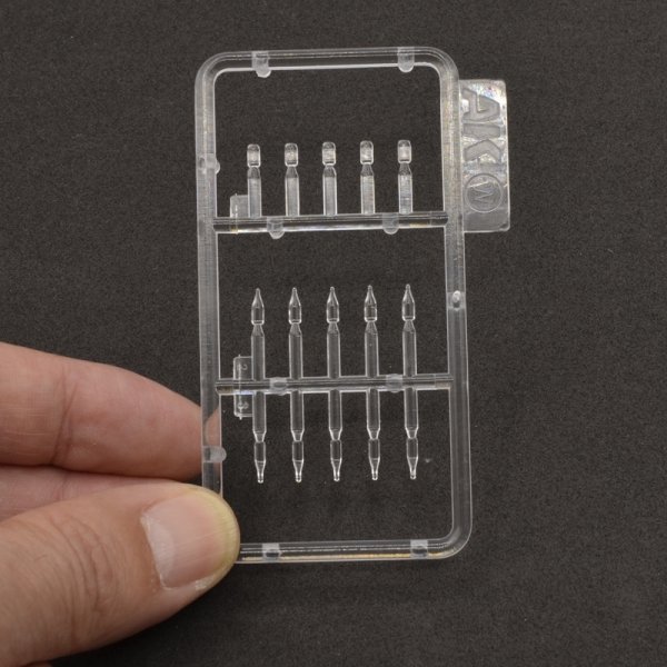 AK Interactive AK35018 BOTTLES &amp; CANS 1/35