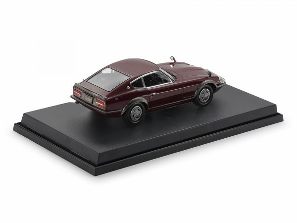 Tamiya 21174 Nissan Fairlady 240ZG (Finished Model) 1/24