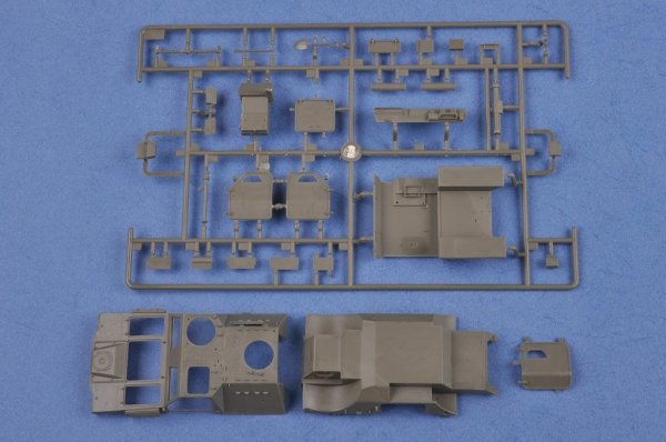 Hobby Boss 83877 French VBL MILAN 1/35
