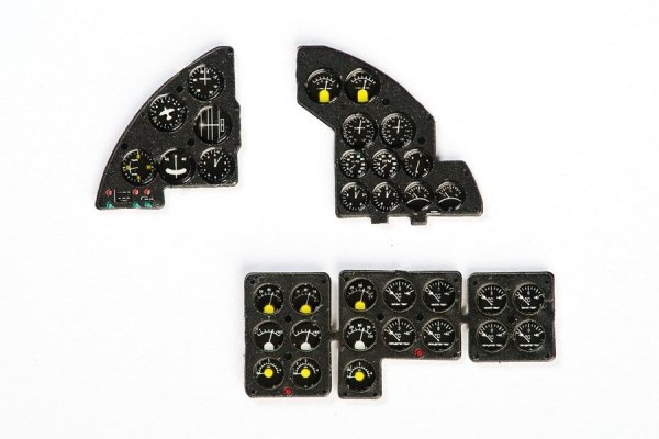 Yahu YMA4833	Pe-2	(Zvezda) 1:48