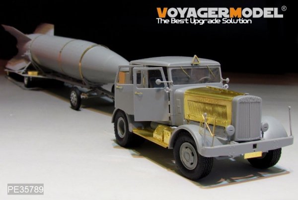 Voyager Model PE35789 WWII Hanomag SS100 Military Car w/V2 Rocket Transporter For TAKOM 2110 1/35