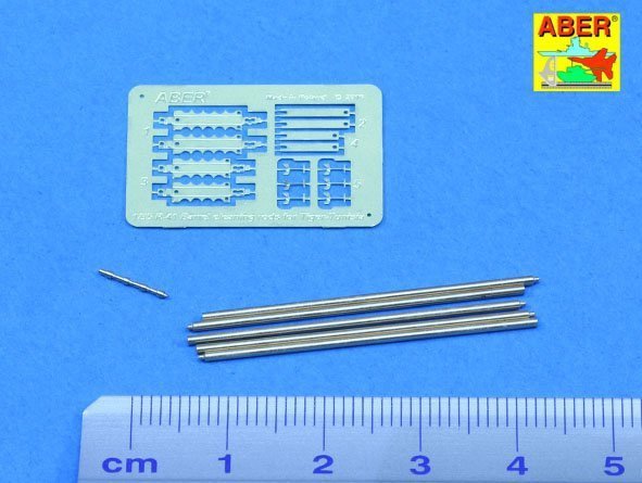 Aber R-41 Barrel cleaning rods with brackets for Tiger I Tunisia (1:35)