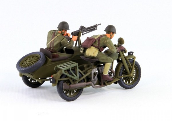 Pit-Road G50 IJA Type 97 Motorcycle Rikuo with Figure 1/35